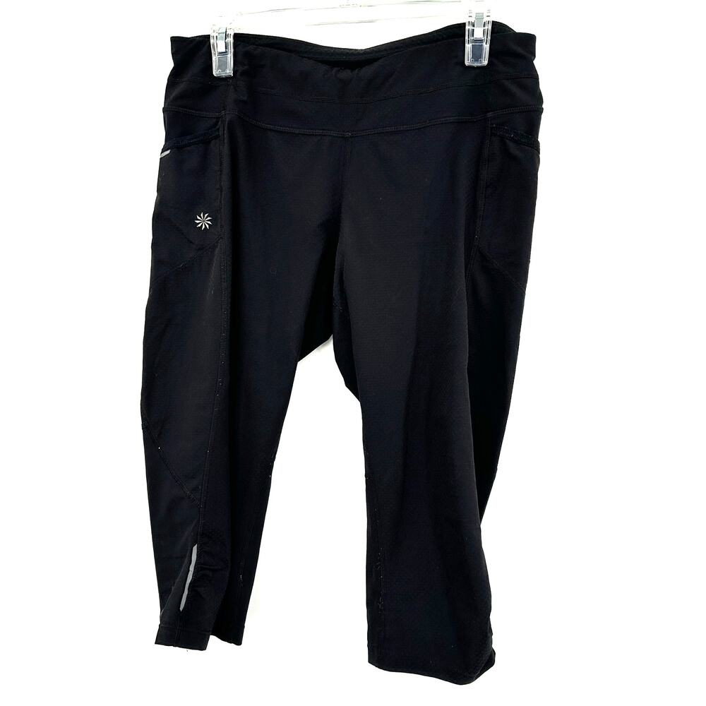 Athleta Size Medium Black Stretch Capri Crop Leggings Pockets Yoga Activewear